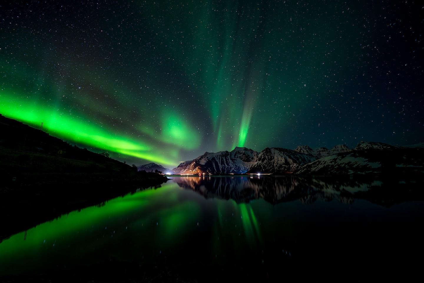 Northern Lights: A Descent into Obsession...and Disappointment 